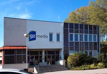Vstup do závodu GZ Media, 2017
