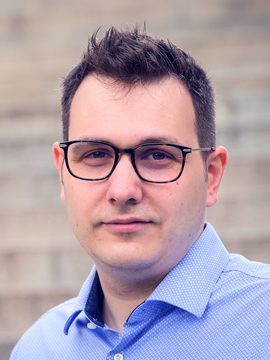 Jan Lipavský na snímku z roku 2020