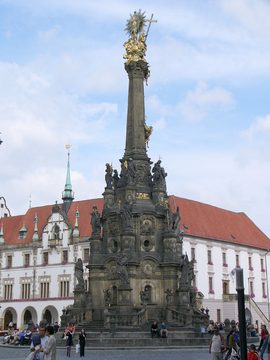 Sloup Nejsvětější Trojice v Olomouci, 2005