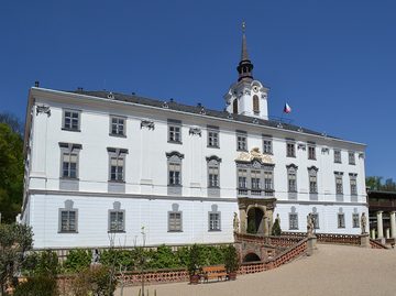 Lysice - zámek, jižní průčelí, 2023