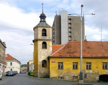 Bývalý dominikánský dvůr z konce 17. století v Branické ulice v centru starého Braníka (Praha 4), 2007