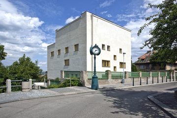 Müller Villa in Střešovice, 2009